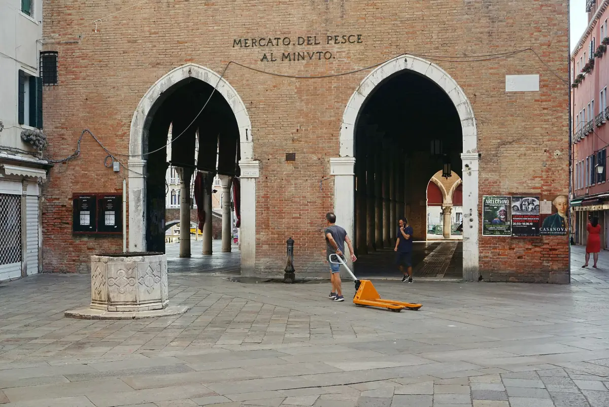 The fish market hall at Rialto
